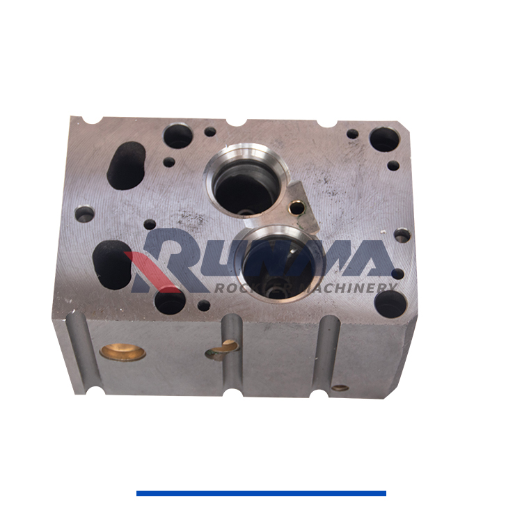 RE2061R-61560040040A潍柴斯泰尔缸头 (4)