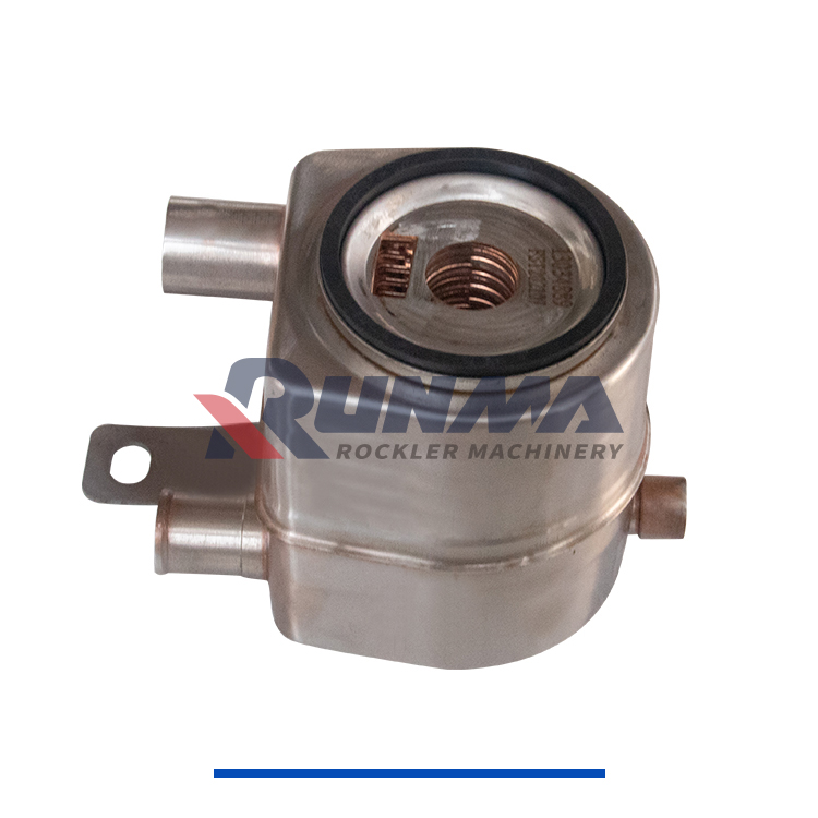 RE3095R道依茨70KW-机油冷却器 13034889（双管一粗一细-带支架） (4)