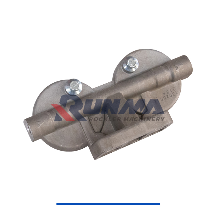 RE3096R道依茨70KW-柴油滤清器座 12189882 (4)