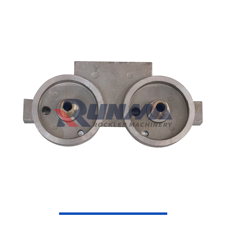 TBD226B Fuel Filter Bracket RE3096R