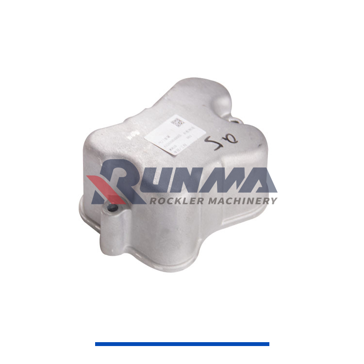 潍柴WD615气门室罩 (3)