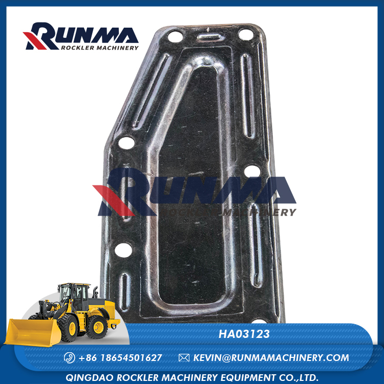 RE7104R云内38缸盖后盖板 (2)